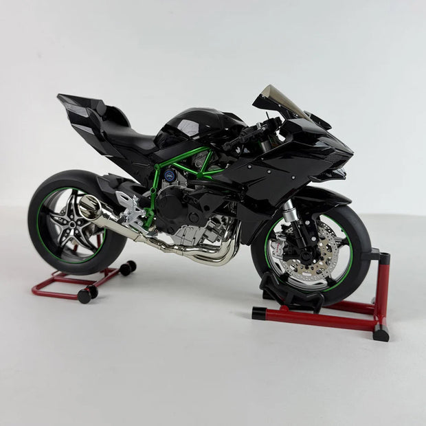 1:9 Scale Premium Alloy Motorcycle Model - High-Detail Collectible Replicat